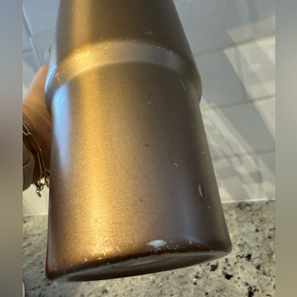 Limited Edition Stanley Rose Quartz 30 oz Tumbler - Picture 5 of 6